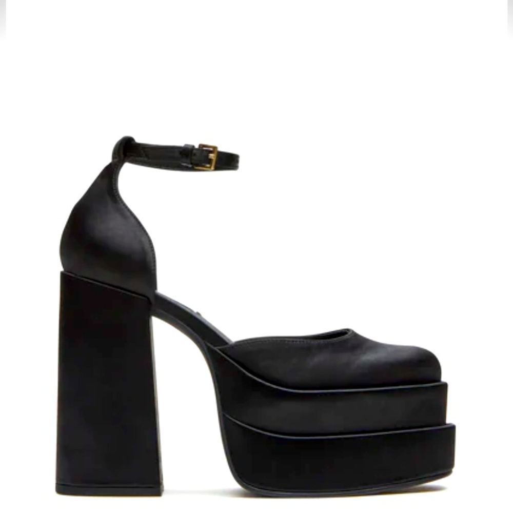 Steve Madden Charlize Platform Heel
